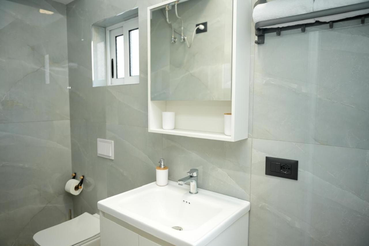 Bougainvilla Apartments Tiranë Luaran gambar