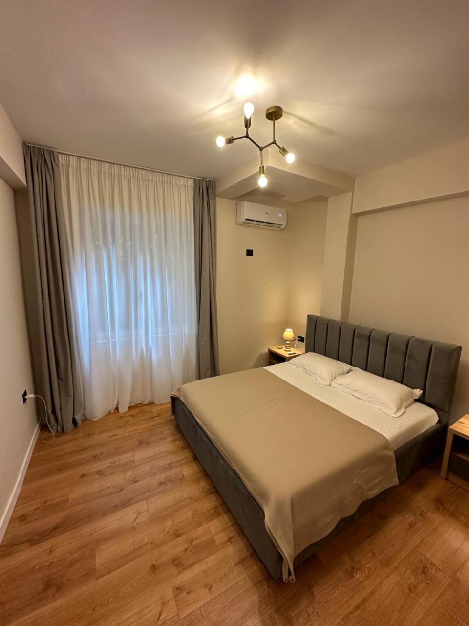 Bougainvilla Apartments Tiranë Luaran gambar