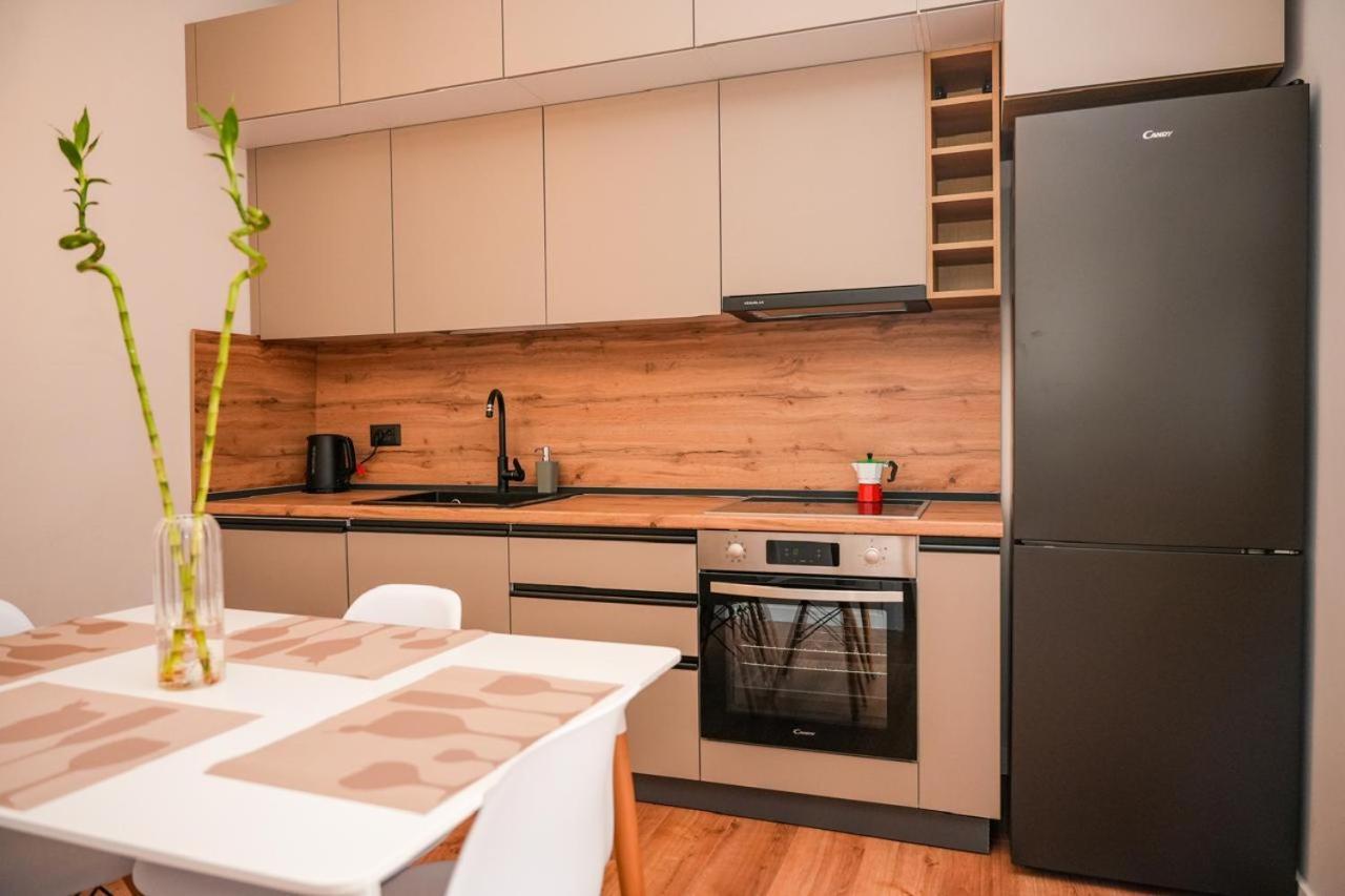 Bougainvilla Apartments Tiranë Luaran gambar