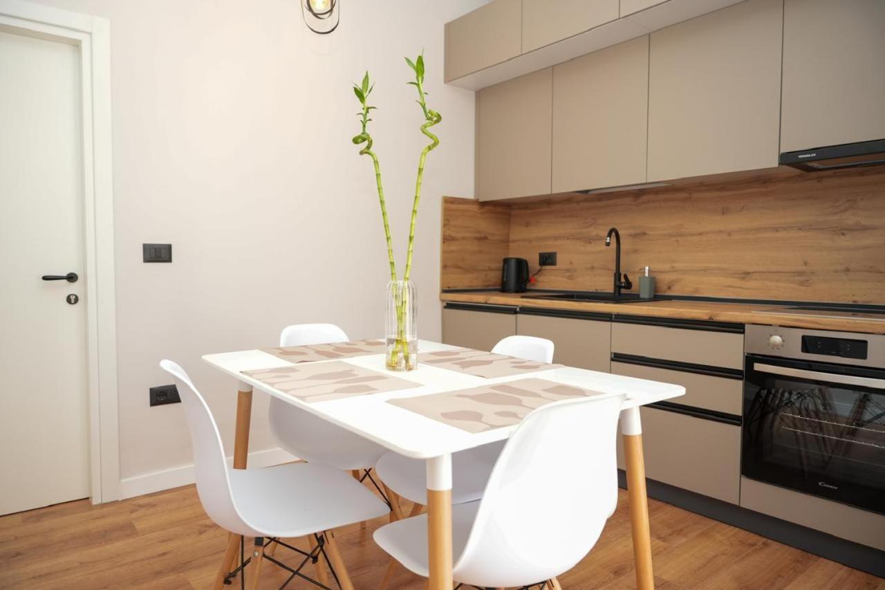 Bougainvilla Apartments Tiranë Luaran gambar