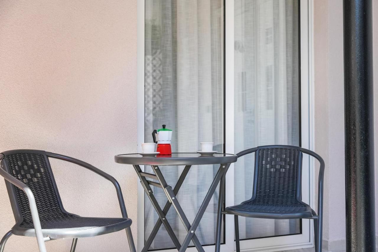 Bougainvilla Apartments Tiranë Luaran gambar